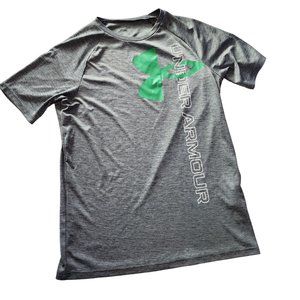 Boys Under Armour Youth Grey T- Shirt Size XL